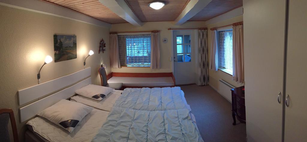 I Hjertet Af Ballum Chambre photo